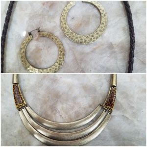 NICE! GOLDTONE DRAPE NECKLACE & MATCHING EARRINGS